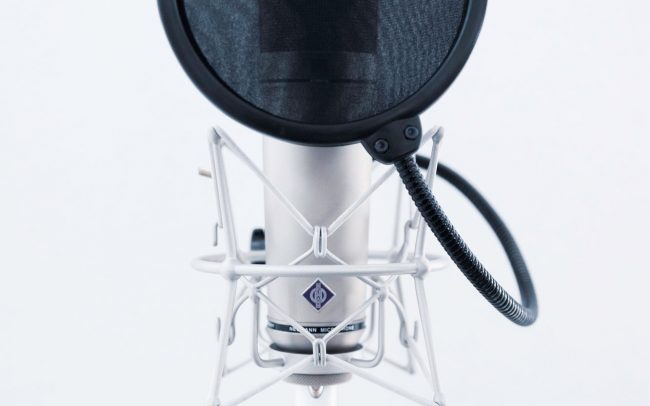 White Room Studio Hannover - Regie und Aufnahmeraum, production and recording room, Neumann U87, Gesangsaufnahme, Vocal recording, Gesangsaufnahmeraum, Vocal booth